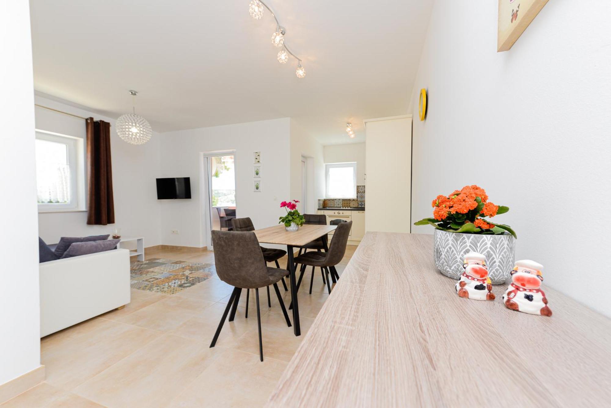 Apartments Amfora - Cozy And Modern Apartments For Up To 15 People, 100M From The Sea And Beach Stara Novalja Extérieur photo